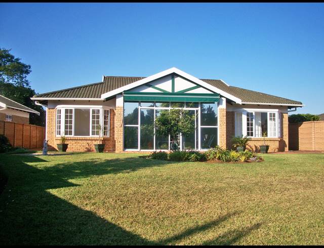 3 BEDROOM TOWNHOUSE RENTED IN HILLCREST CENTRAL